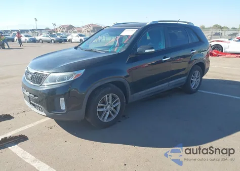 2015 Kia Sorento Lx z USA, uszkodzony, nr VIN 5XYKT3A62FG558567